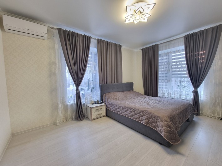 Продам чудову 2 кім. квартиру в новому ЖК Учительський - фото 1