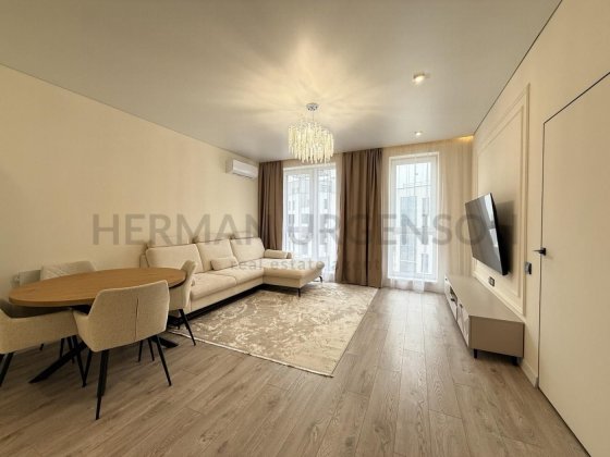 Продаж 1к квартири 45 м.кв / вул. Волошина, ЖК Квадрат Ужгород