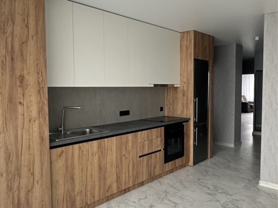 Простора двокімнатна квартира 74 кв.м. - вид на р. Дніпро Черкассы