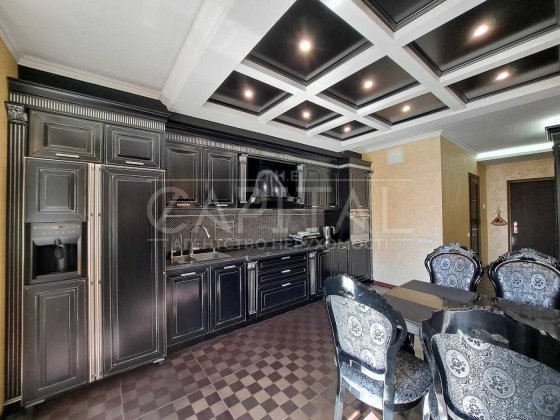 Продаж квартири в Сонячній Брамі ТОП ЦІНА 1736уе/кв2 Київ