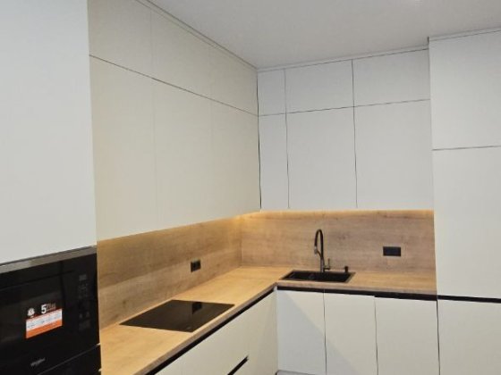 Одно кімнатна новобудова в клубному  будинку