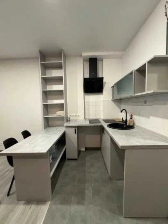 БЕЗ КОМІСІЇ ПРОДАЖ 1 кімнатної квартири Магістральна 33 м. Сирець - фото 1