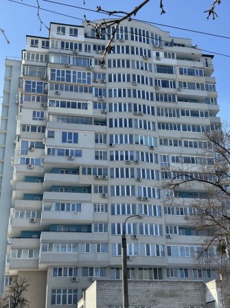 Продаж квартири  з ремонтом в новобудові, Центр, ГЕНЕРАТОР в будинку - фото 1