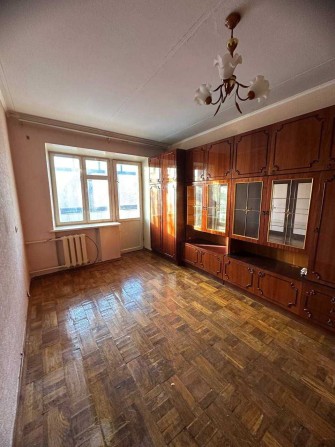 Продаж Однокімнатна купити Цегла середній поверх пр-т Космонавтів - фото 1