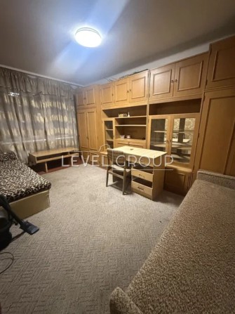 Продаж 2 кім біля Дніпра ,Березняки, вул. Дніпровська набережна 7а - фото 1