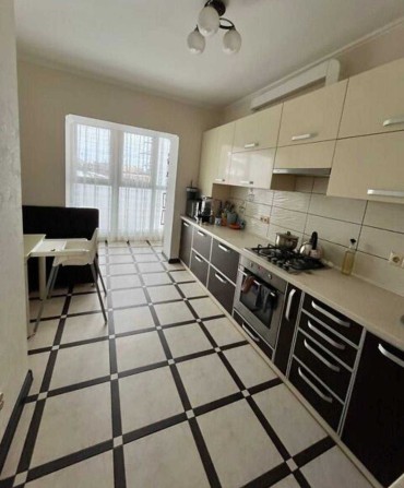 Продаж 3к квартира АГВ Вишенька - фото 1