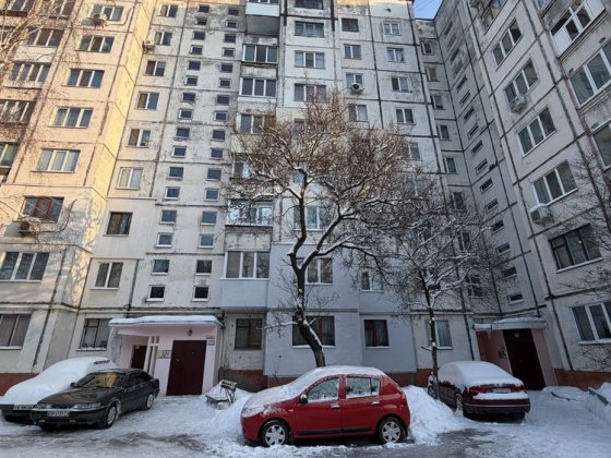 2-й поверх. Продажа 3-х кімнатної квартири. ( Нива) Чернигов