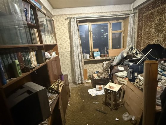 Продається 3- кімнатна квартира біля ринку Юність Киев