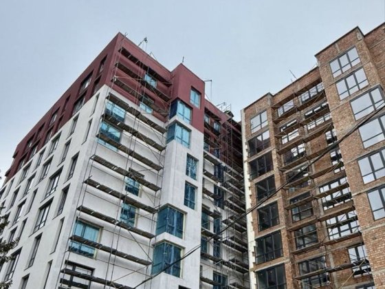 Продам пентхаус в новобудові в районі Героів Майдану Чернівці