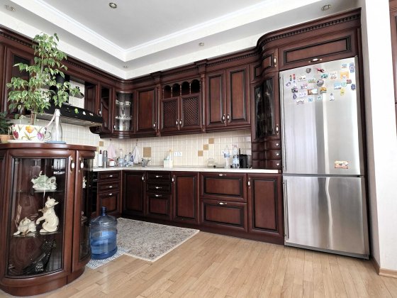 Простора 3К квартира 125 м² біля м. Мінська, Оболонь, Відео огляд Киев