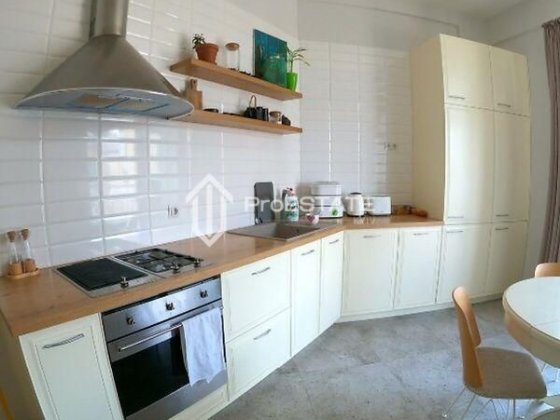 Продаж 3к квартири 65.36 кв. м на вул. Метрологічна 54б Киев