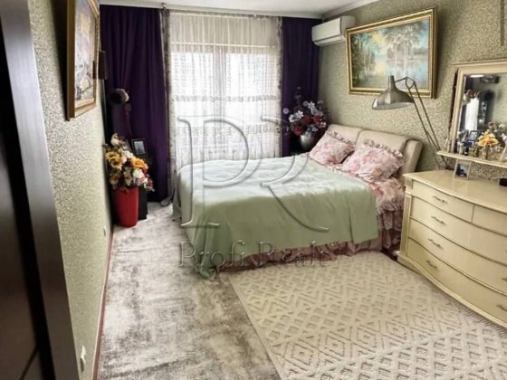 Продаж 3 кімн. квар. Урлівська 17 Осокорки Киев