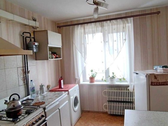 Продам велику 3-кімн. квартиру, пр. Слобожанський, Лівий берег Днепр