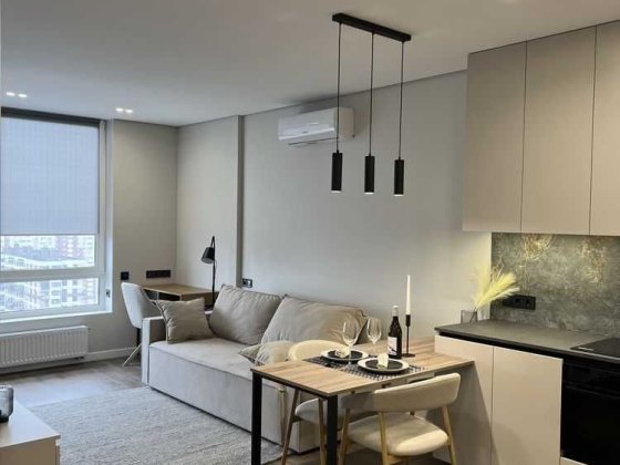 1к квартира з ремонтом 45м2 в Жк "Варшавський 2"/"Варшавский" м.Нивки Киев