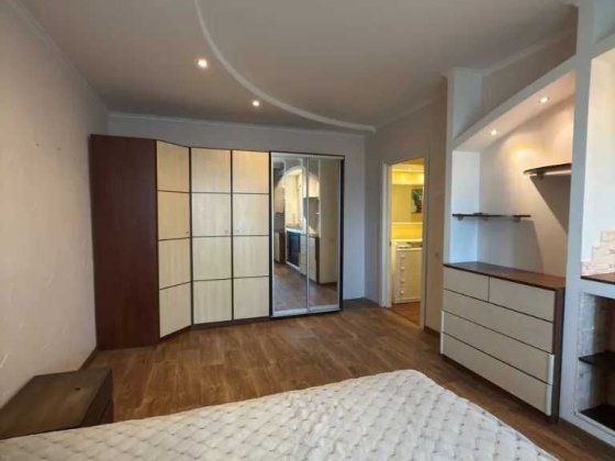 Продам 2к квартиру 53 м2, ул.Євпаторійская ж/м Сокол-2 Дніпро