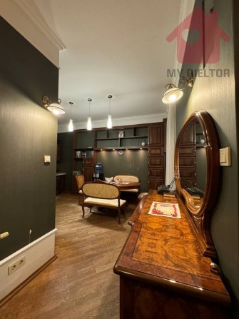 Продаж двоярусної квартири по вул.Волошина - фото 1