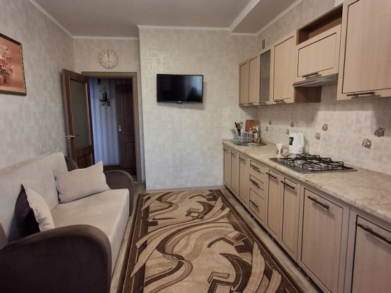 Ціну знижено!!! Продам 1-но кімн кв, центр, автономне опалення Чернігів