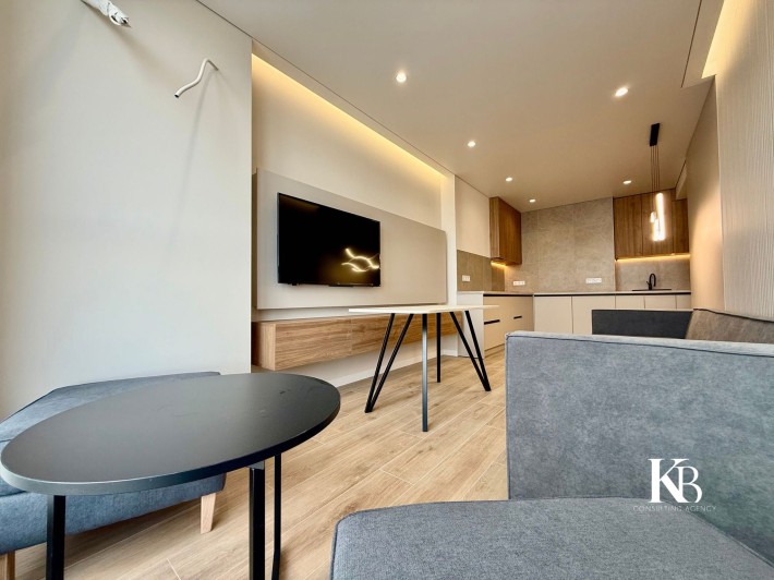 Продаж ексклюзивної квартири з ремонтом у ЖК Mont Blan - фото 1