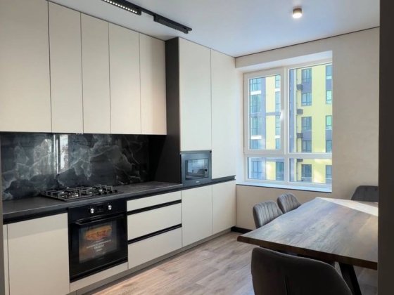 Продам 3 кімнатну квартиру ЖК Щасливий у Дніпрі Дніпро