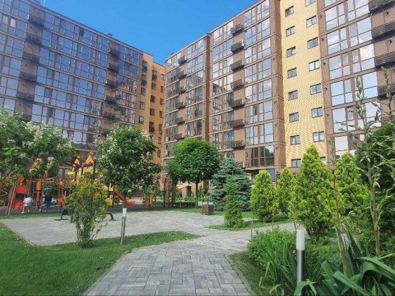 Продаж 1 квартири + кухня студія в ЖК АТМОСФЕРА, Титова Днепр