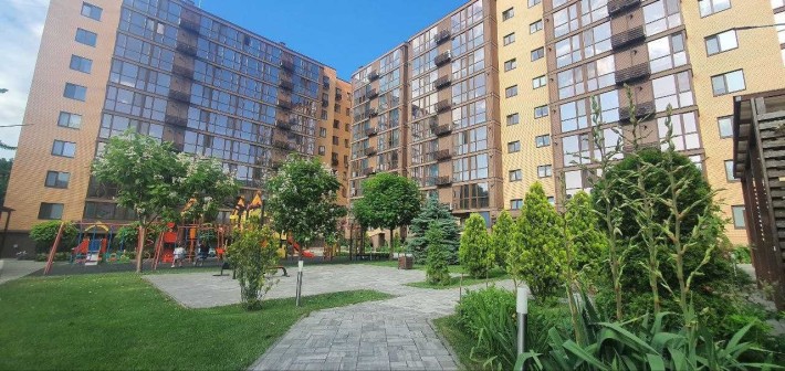 Продаж 1 квартири + кухня студія в ЖК АТМОСФЕРА, Титова - фото 1