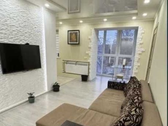 Продам затишну 2к квартиру на Яворницького/центр/набережна/парк глоби/ Дніпро