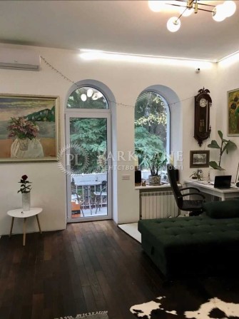 Продам 80м  Хмельницького Богдана Театральна - фото 1