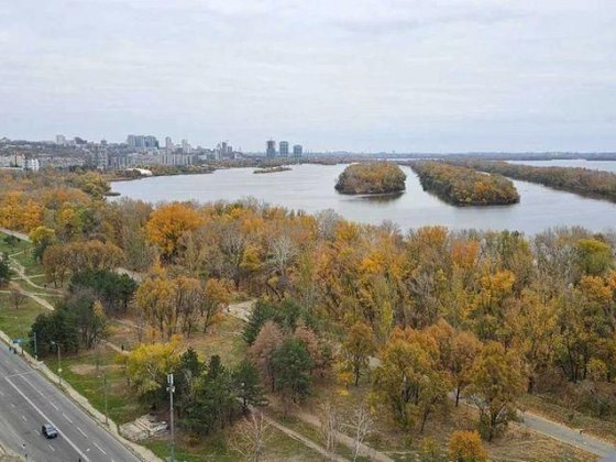 Продам 1-комн квартиру в районе Набережная Победы ул. Днепр