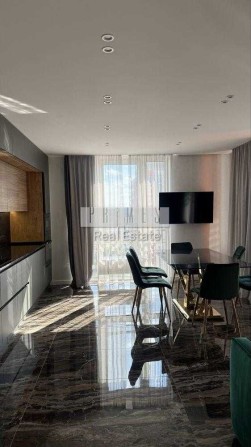 Продаж 2к квартири, ЖК Seven, вул. Дніпровська набережна 18а - фото 1