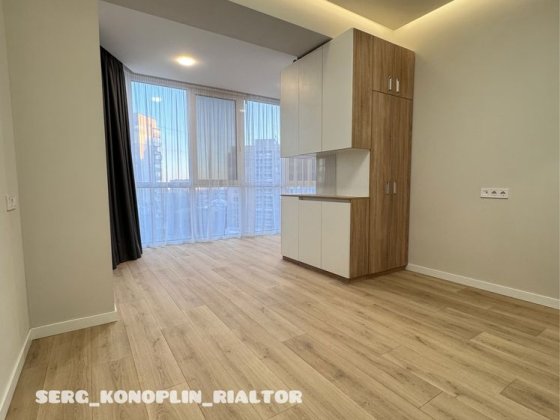 Продам просторную 2к квартиру с современным ремонтом в ЖК Рыбинский Дніпро