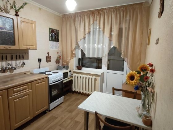 1-но кімнатна на Лівобережному-3. Днепр