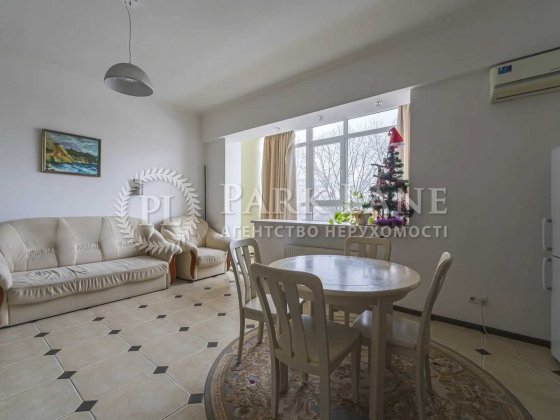 продаж квартири 1км 5пов 66м вул. Коновальця 44а Панорама на Печерську Київ