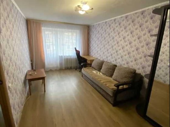 1 кім з КОСМЕТИКОЮ середній поверх район НАУКИ (ГАГАРІНА) (718977) Дніпро