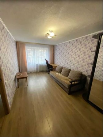 1 кім з КОСМЕТИКОЮ середній поверх район НАУКИ (ГАГАРІНА) (718977) - фото 1