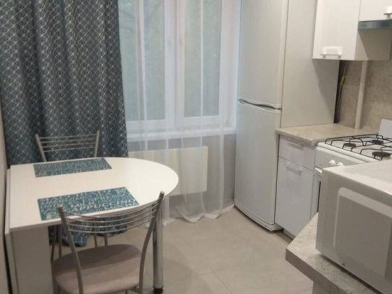 Продам 2к квартиру с хорошим ремонтом пр. Гагарина Днепр