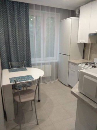 Продам 2к квартиру с хорошим ремонтом пр. Гагарина - фото 1