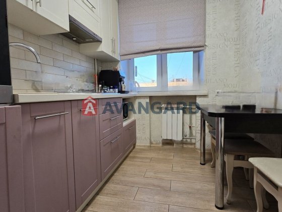 Продам 2-х ком.квартиру Левобережный Днепр