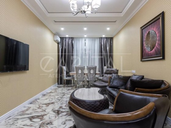 Продаж 2к квартири, ЖК Аристократ, вул. Коновальця Євгена, Печерськ Київ