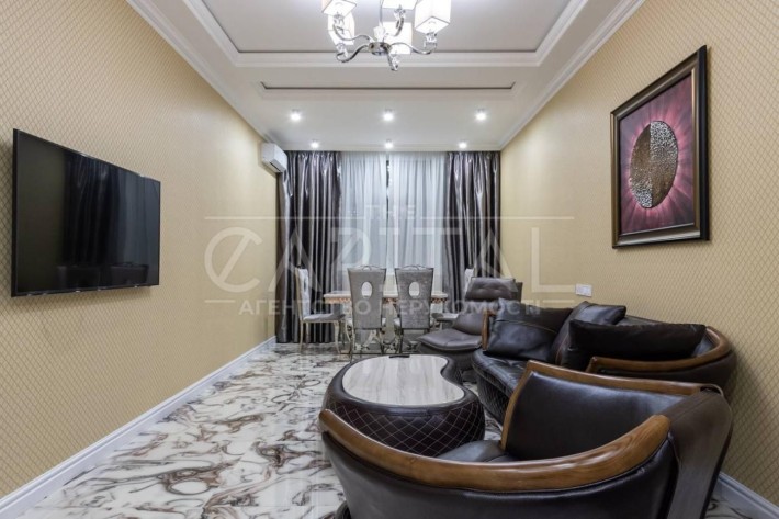 Продаж 2к квартири, ЖК Аристократ, вул. Коновальця Євгена, Печерськ - фото 1