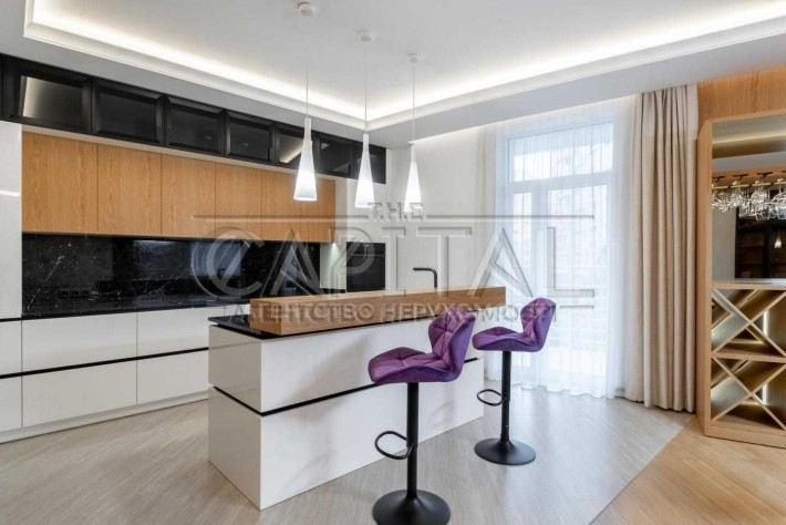 Продаж дизайнерської квартири 169 м² - фото 1