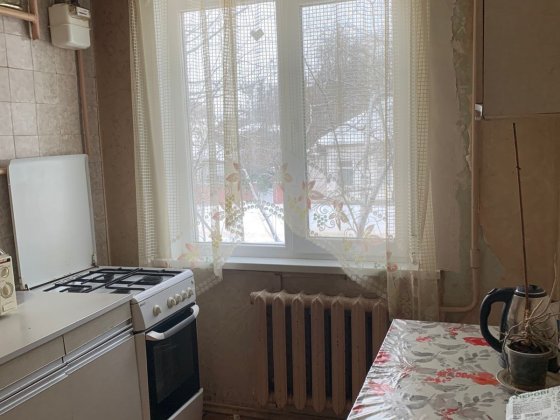 Продам 2кім. квартиру  ЖИТНІЙ РИНОК Житомир