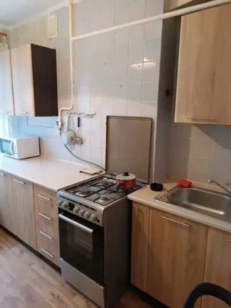 Продам 2к квартиру ж/м Левобережный, ТЦ Караван - фото 1