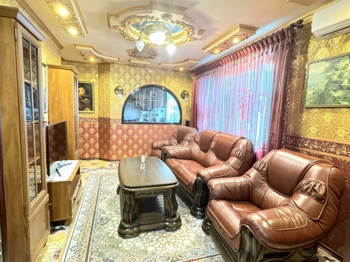 Центр 3-х кім квартира Автономне р-н Сінного ринку вул  Перемоги - фото 1