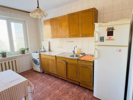 Продається 3-кімнатна квартира в тихому центрі  (підходить для ВПО ) Черкассы