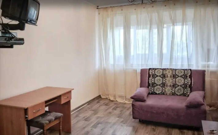 1 кім 38 м2 СЕРЕДНІЙ поверх висотка район НАУКИ (ГАГАРІНА) (718895) - фото 1