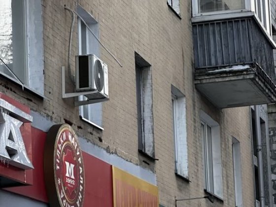 Продам 2-х кімнатну сталінку на Київській Житомир