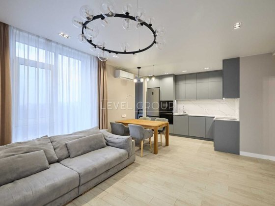 Дизайнерська 2кім 71м2 | ЖК Сучасний квартал | укриття світло є завжди Київ