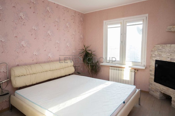 Продаж квартири Європейського Союзу просп. (Правди), Подільський - фото 1