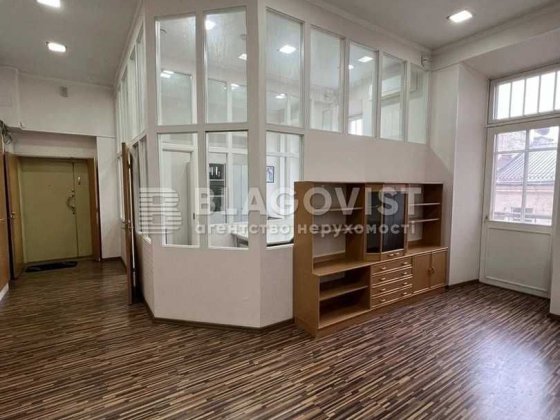 Продаж 4-кімн квартири в історичному центрі Києва (вул. Костельна, 8) Киев