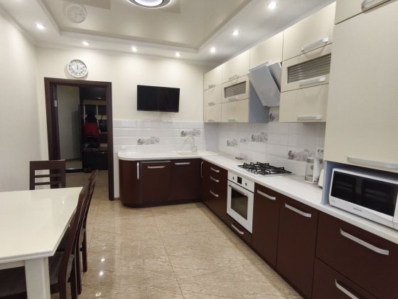 Продаж 3к.кв район Поділля, Зодчих 1а Вінниця